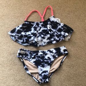 Girls 2 piece bathing suit.